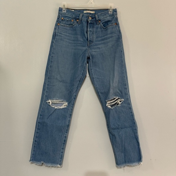 Levi’s Premium Wedgie Straight Crop Size 25 - Picture 1 of 10